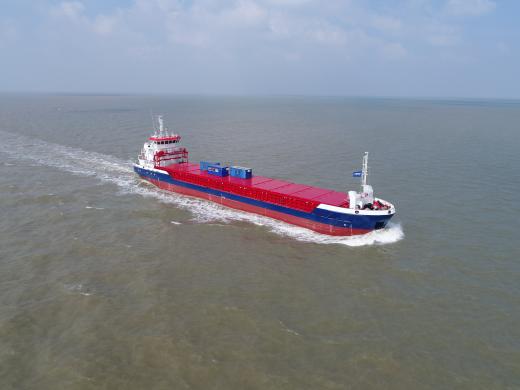 Side View Damen CombiFreighter 3850 series